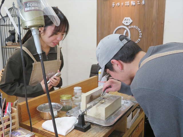 静岡県浜松市　Mさん・Aさんの指輪のワックス