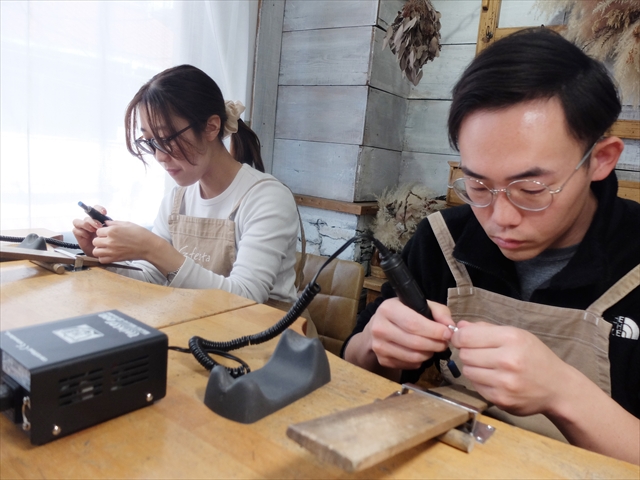 東京都江戸川区　Ｒさん・Ｈさんの指輪のワックス